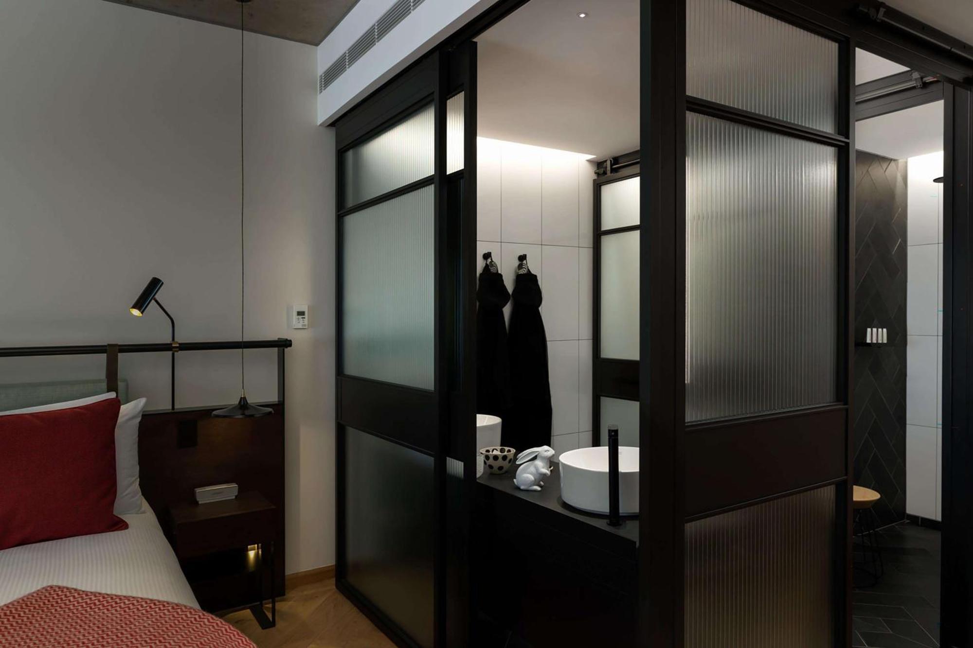 מלון Qt מלבורן מראה חיצוני תמונה A room at the hotel
