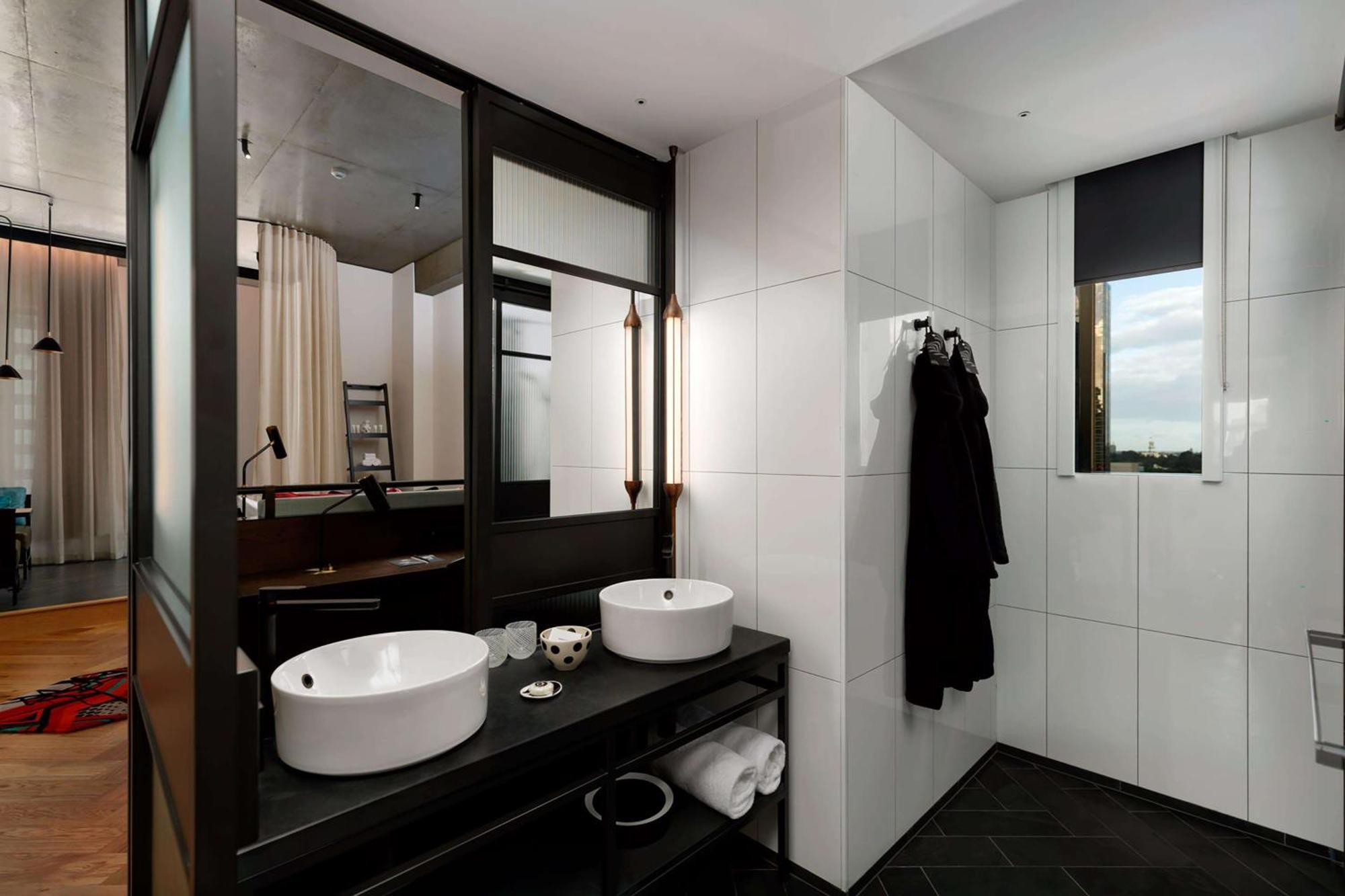 מלון Qt מלבורן מראה חיצוני תמונה Bathroom