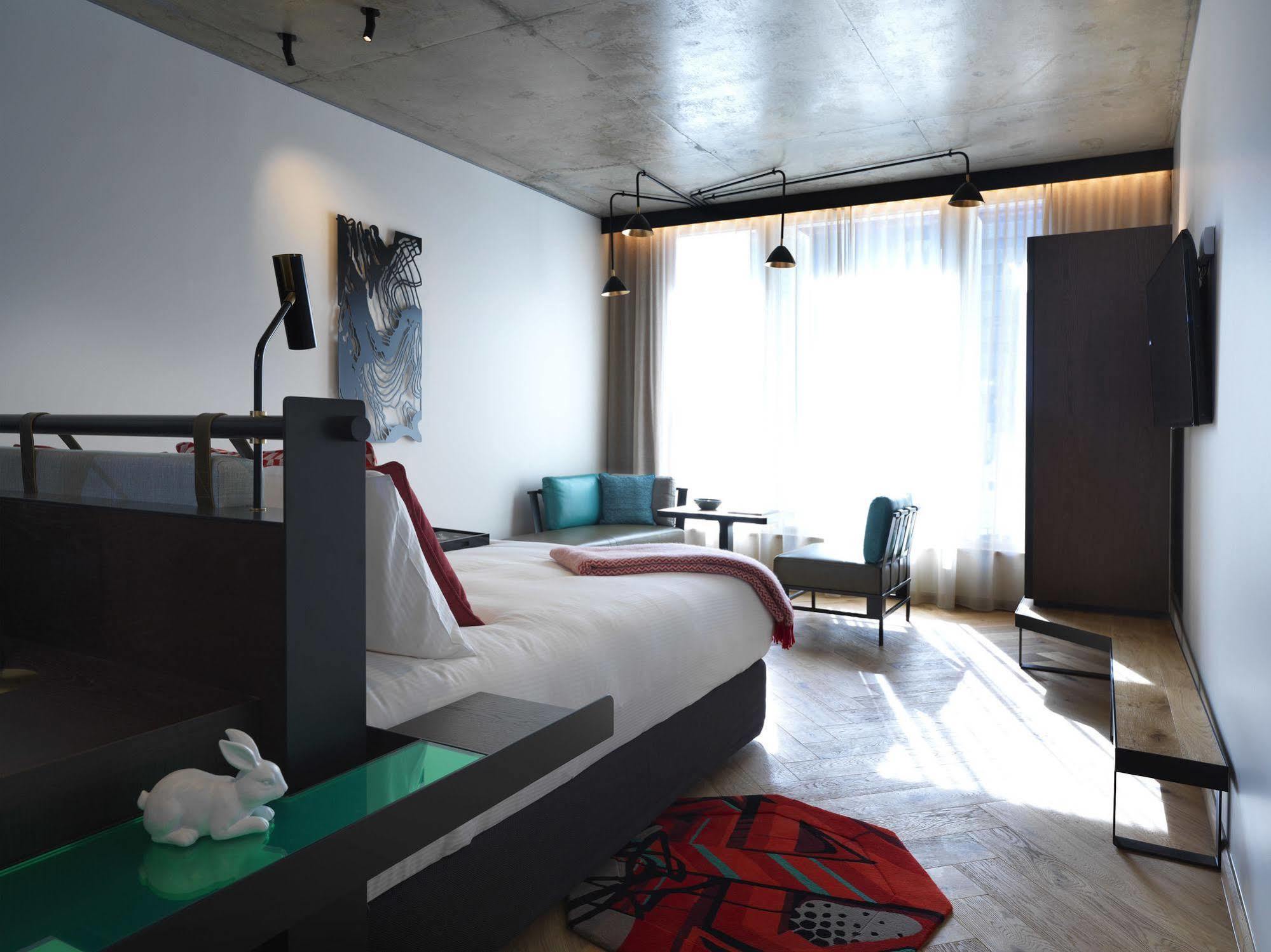 מלון Qt מלבורן מראה חיצוני תמונה A room at the hotel